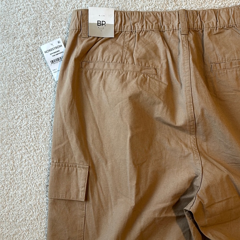 BP Mens Tan Cargo shorts
